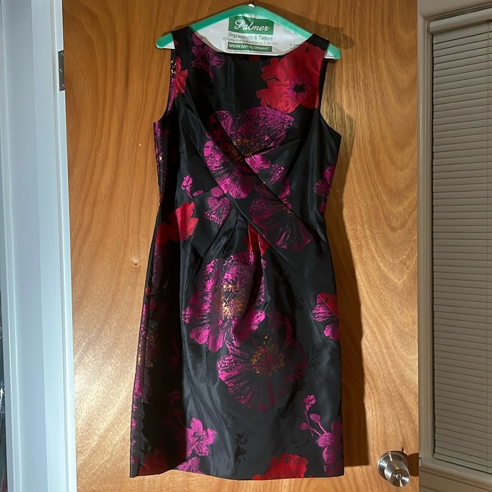 TAHARI cocktail dress SZ 6 - worn 1X- Asian Inspired design